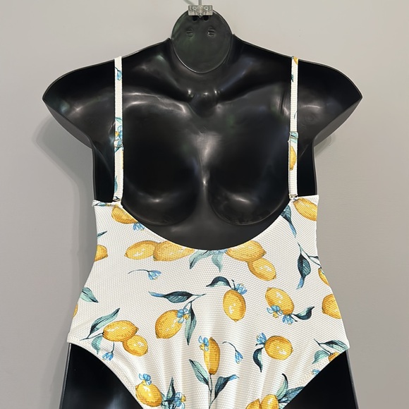 Jessica Simpson | Lemon One Piece Motif Swimming Bathing Suit  | Size M - Picture 6 of 13